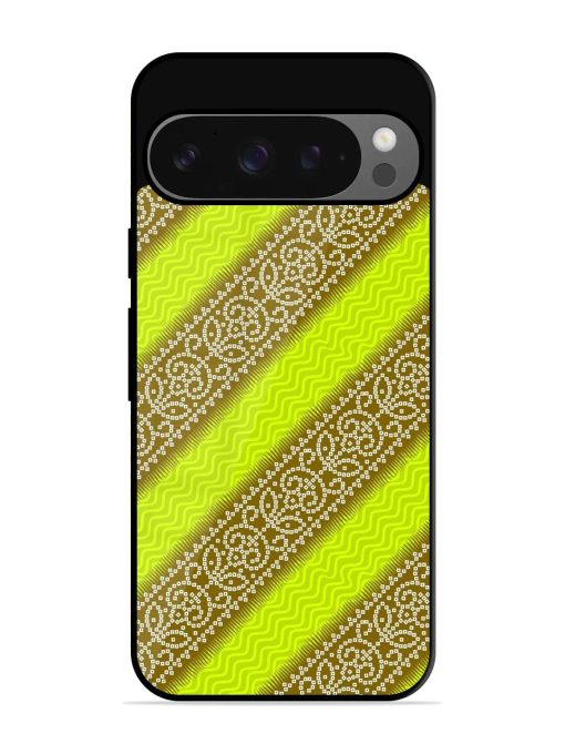 Golden Bandana Bliss Glossy Soft Edge Case for Google Pixel 9 Pro Xl Chachhi