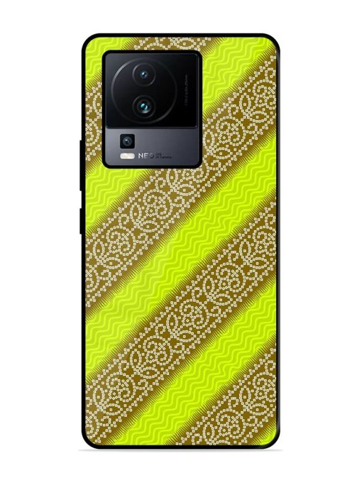 Golden Bandana Bliss Glossy Soft Edge Case for Iqoo Neo 7 (5G) Chachhi