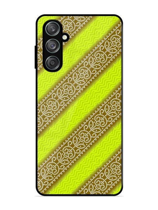 Golden Bandana Bliss Glossy Soft Edge Case for Samsung Galaxy F15 (5G) Chachhi